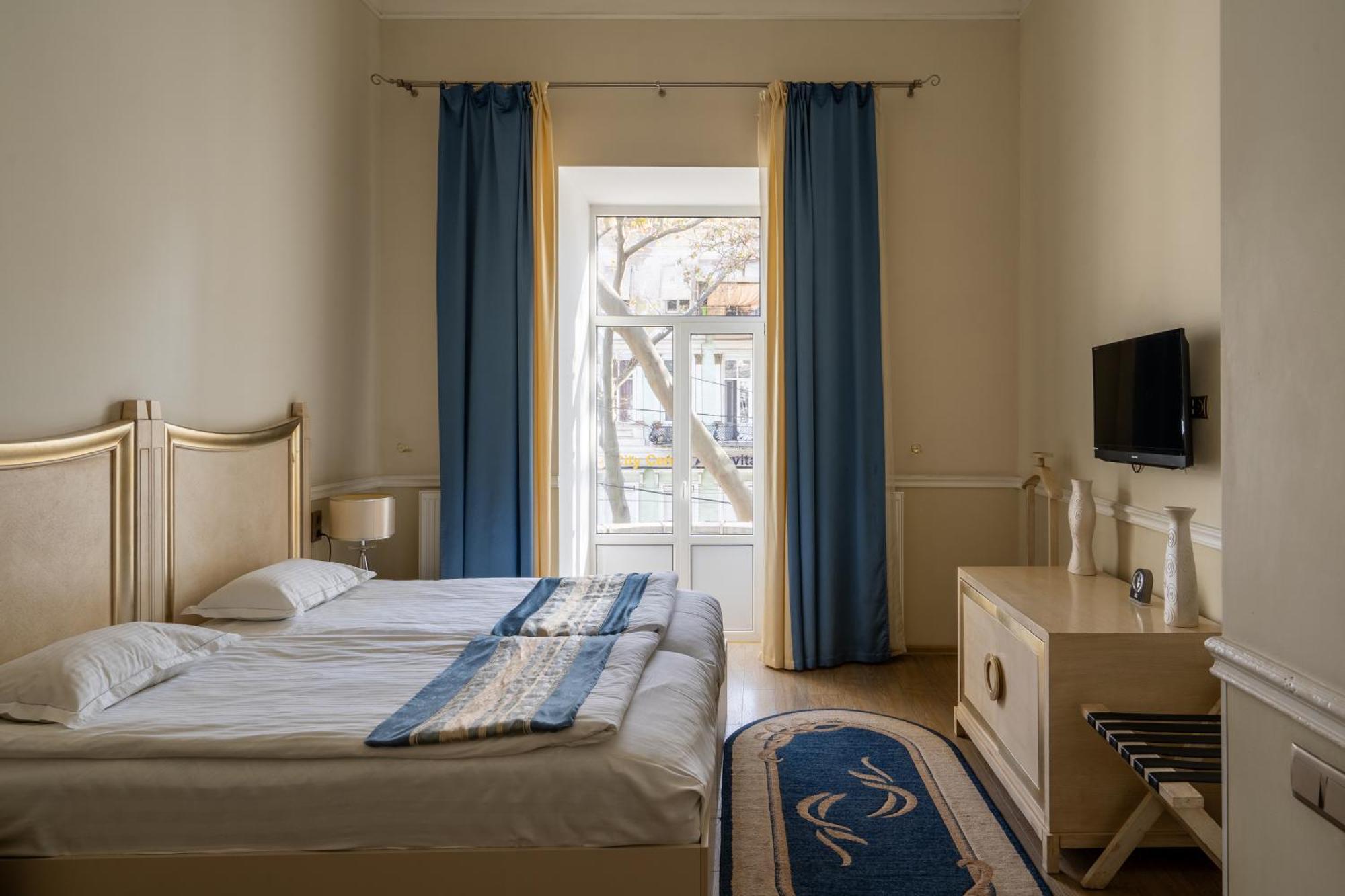 Standard Double or Twin Room with Balcony,1543450321:JPEG